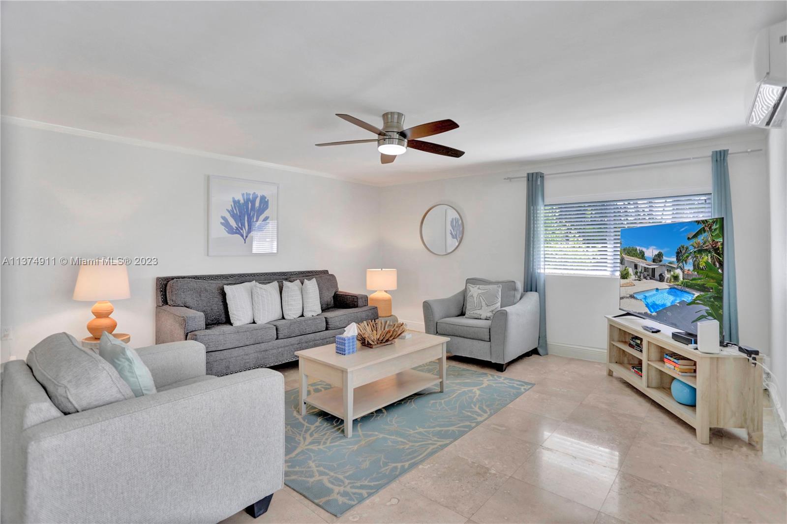 VENETIAN ISLES 3RD SEC - Residential