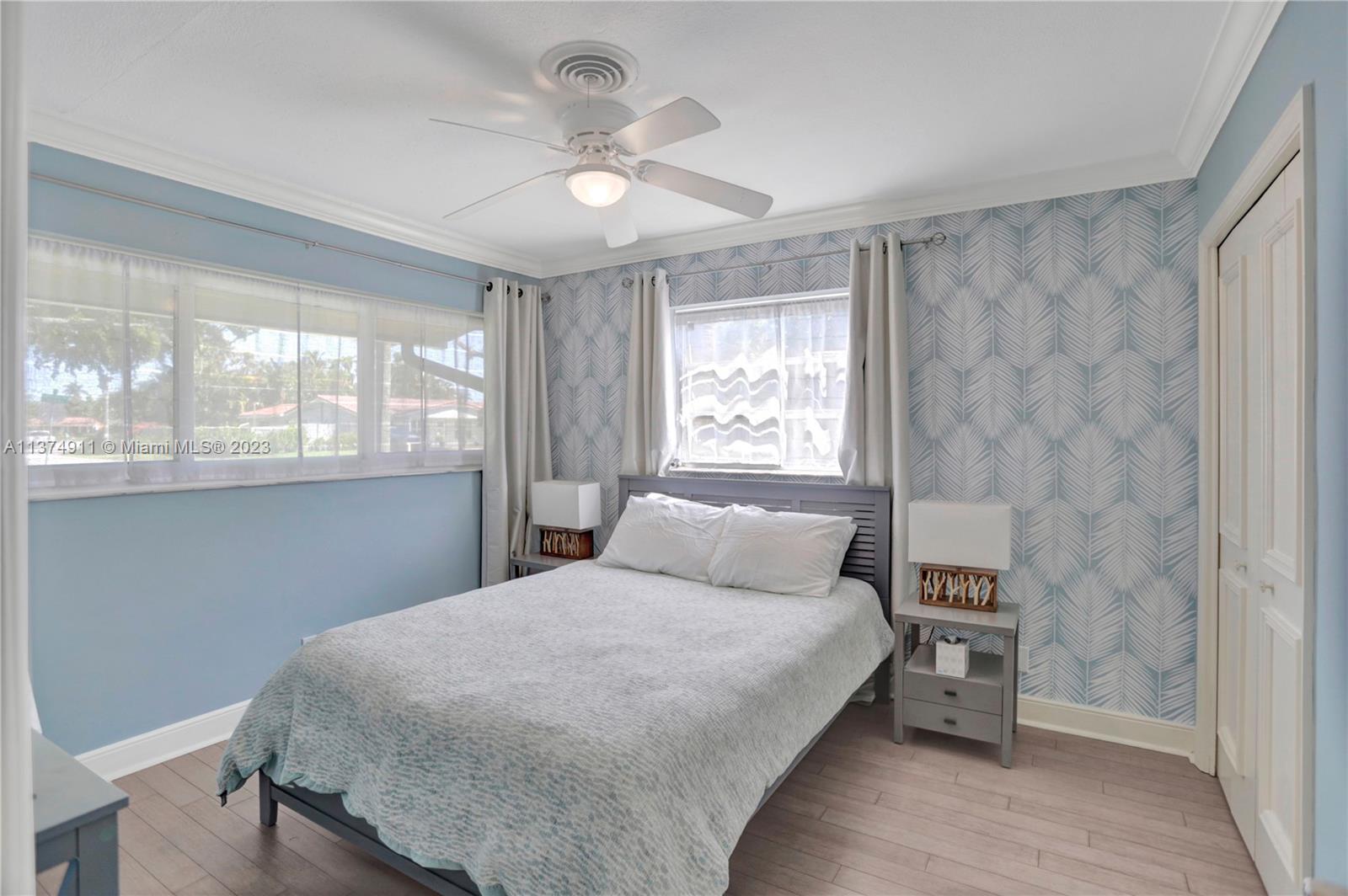 VENETIAN ISLES 3RD SEC - Residential