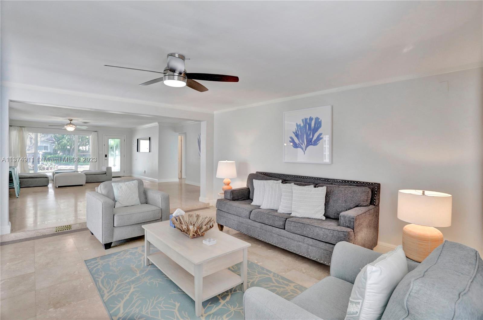 VENETIAN ISLES 3RD SEC - Residential