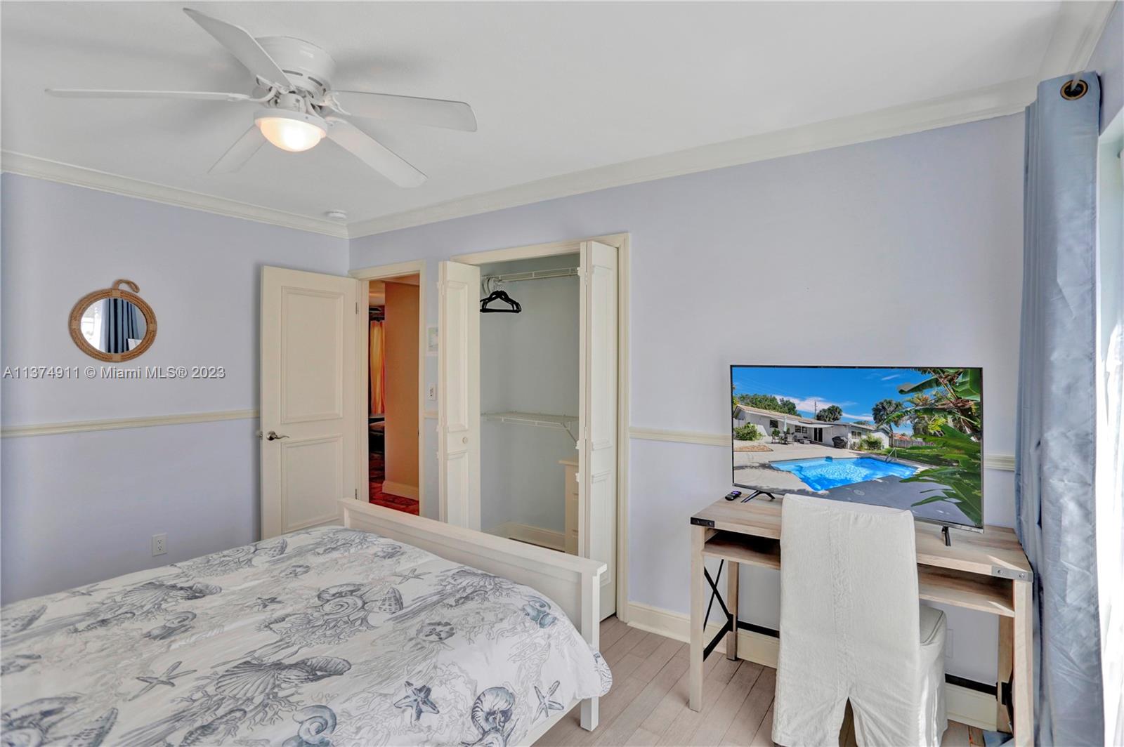 VENETIAN ISLES 3RD SEC - Residential