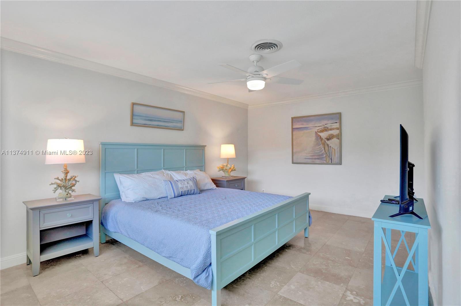 VENETIAN ISLES 3RD SEC - Residential