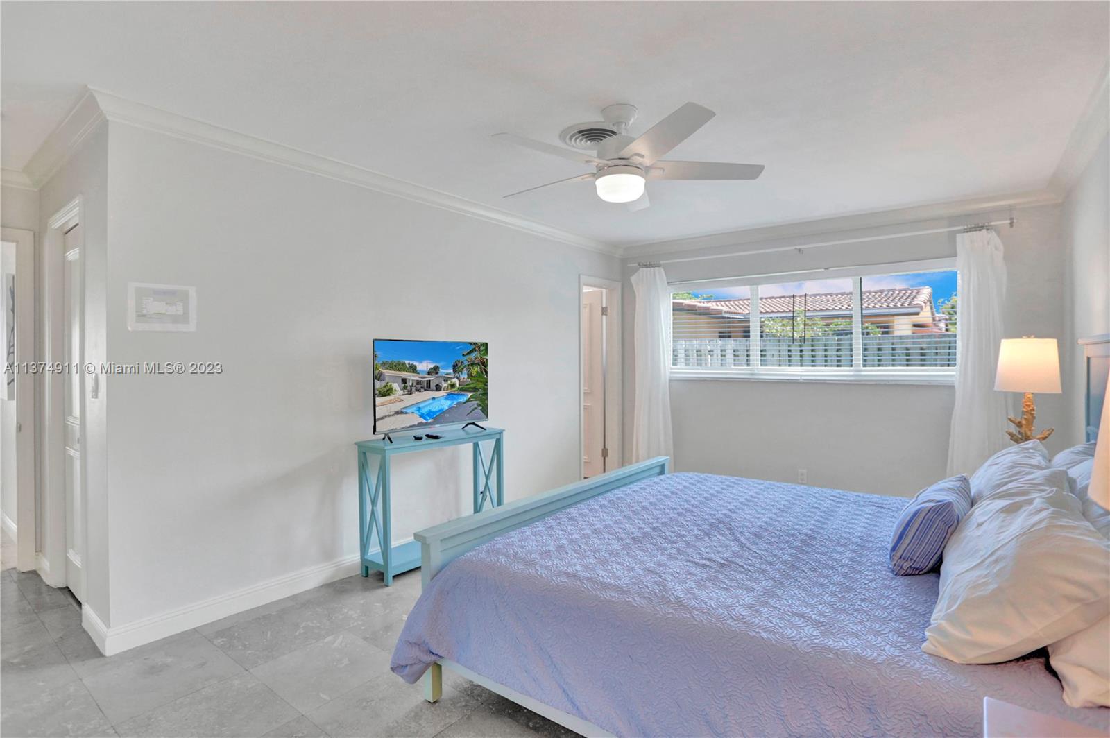 VENETIAN ISLES 3RD SEC - Residential