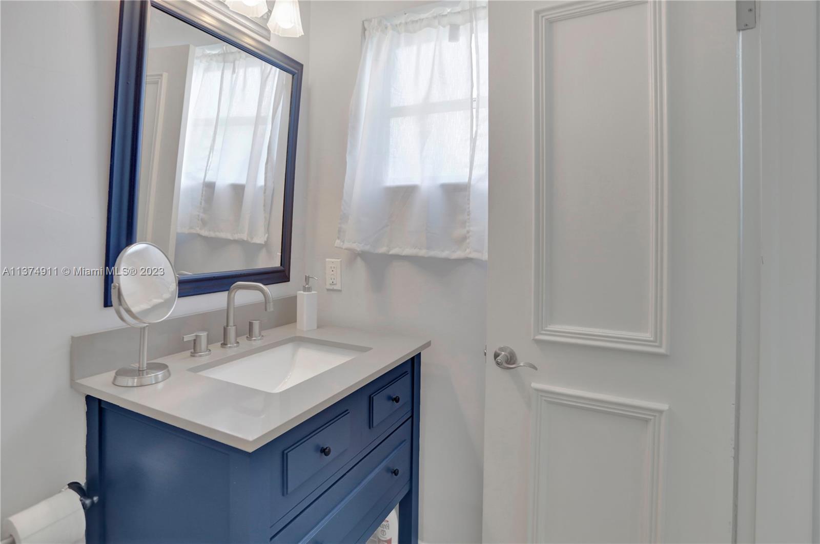 VENETIAN ISLES 3RD SEC - Residential