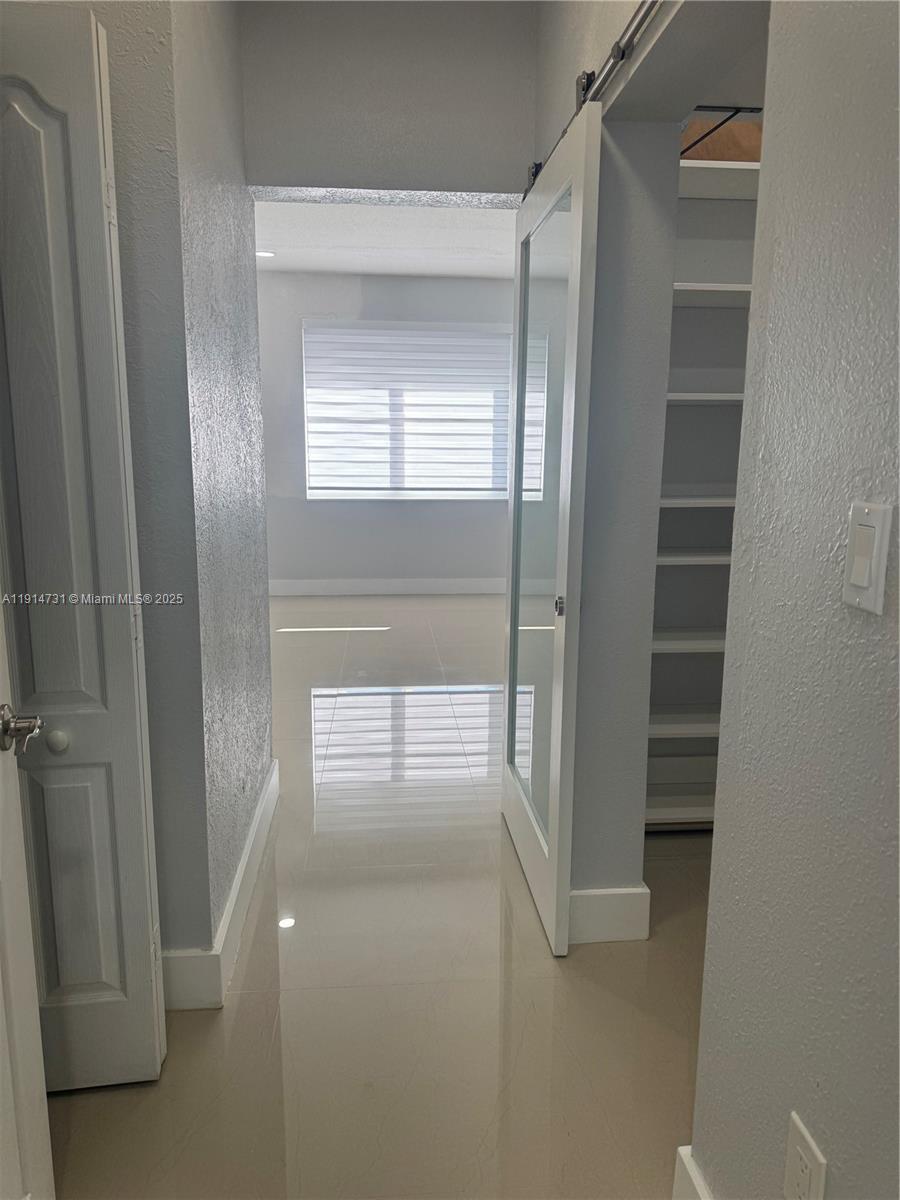 SHOMA HOMES AT COUNTRY CL - Residential Lease