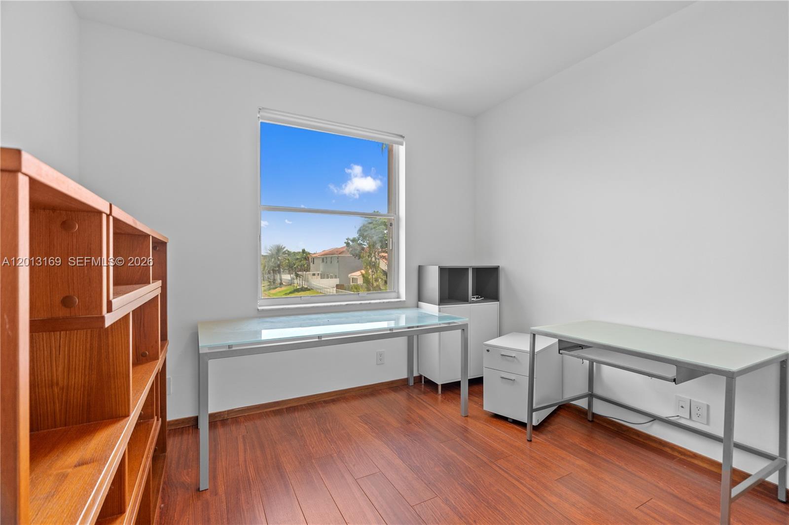 MAPLE RIDGE - Residential