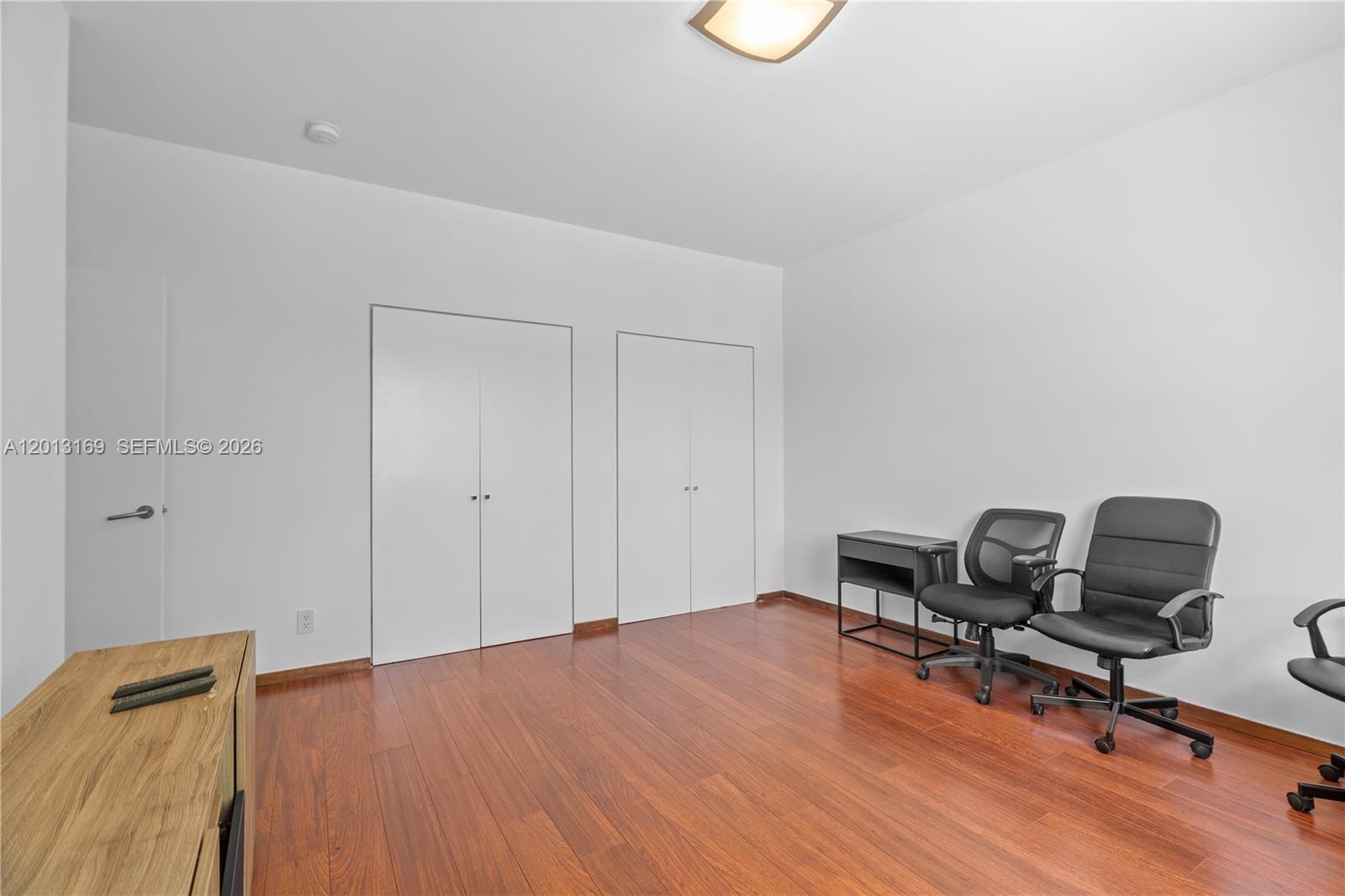 MAPLE RIDGE - Residential
