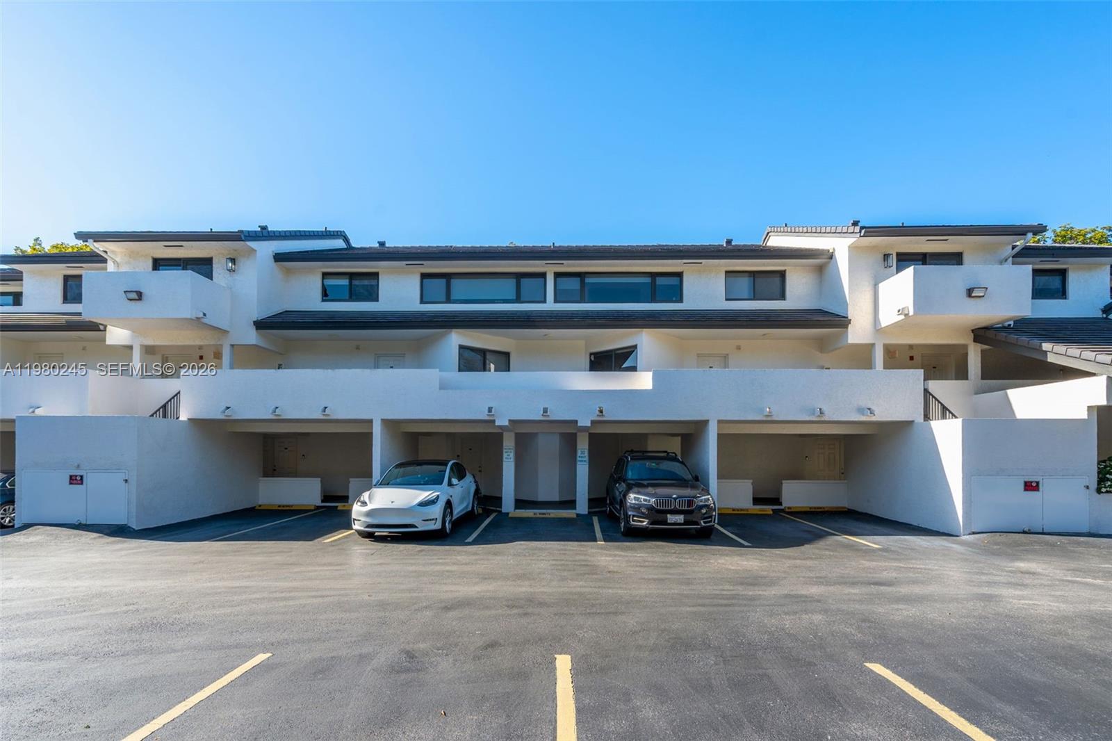 GABLES SOUTH CONDO - Residential