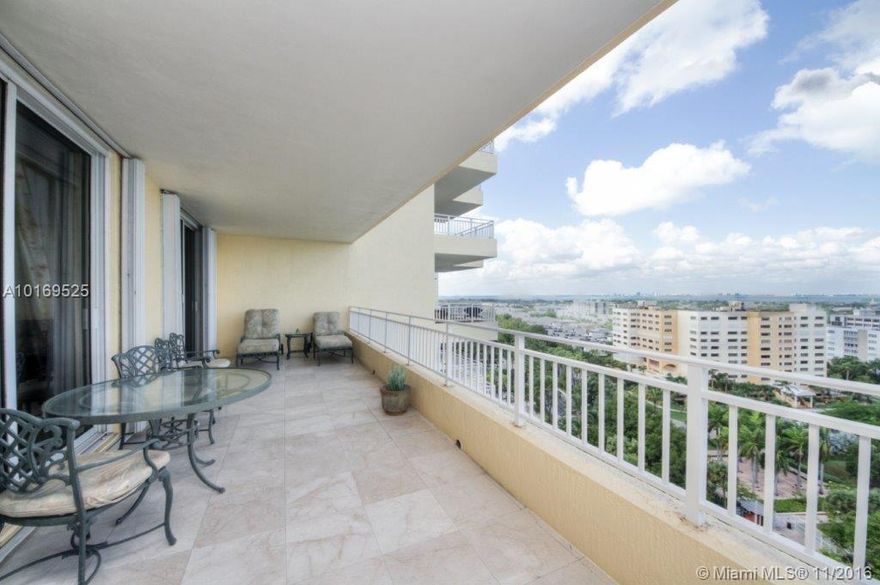 Highly Desirable, 4 bedroom 4 bath unit with family room, formal dining room and House Keeper's room! Floor through floor plan has amazing views to the Ocean, Bay, Miami Beach Skylines and Beach! 3,581 sq. ft. of interior space plus two large terraces! Poggenpohl Kitchen and Miele Appliances! Ocean Club Resort style amenities include clubhouse, meeting room, one gourmet restaurant, a beach side bar and grill, 9 pools, spa, fitness, tennis, playground and beach.