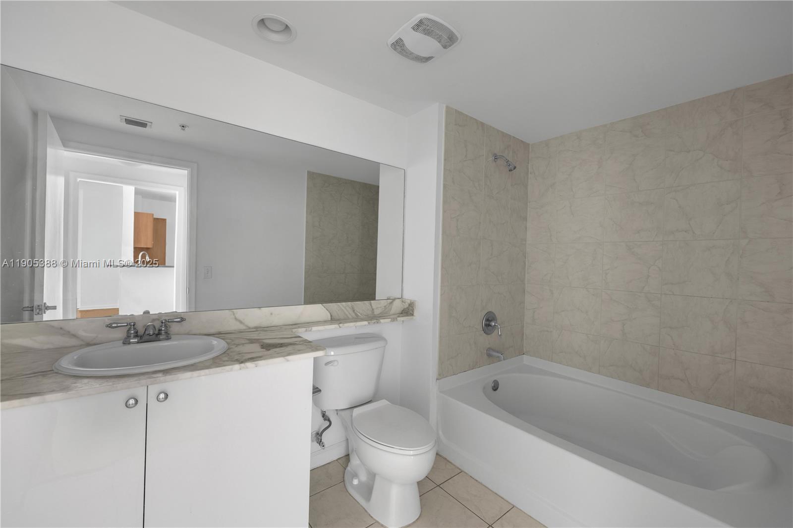 VENTURE AT AVENTURA EAST - Residential