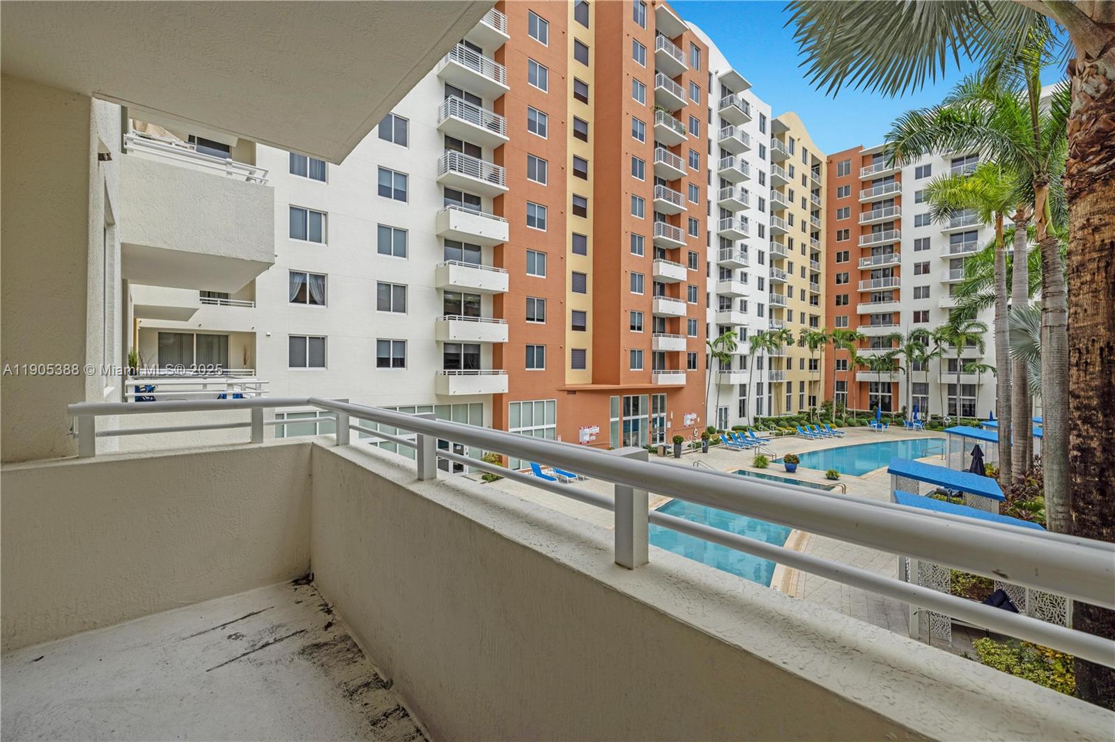 VENTURE AT AVENTURA EAST - Residential