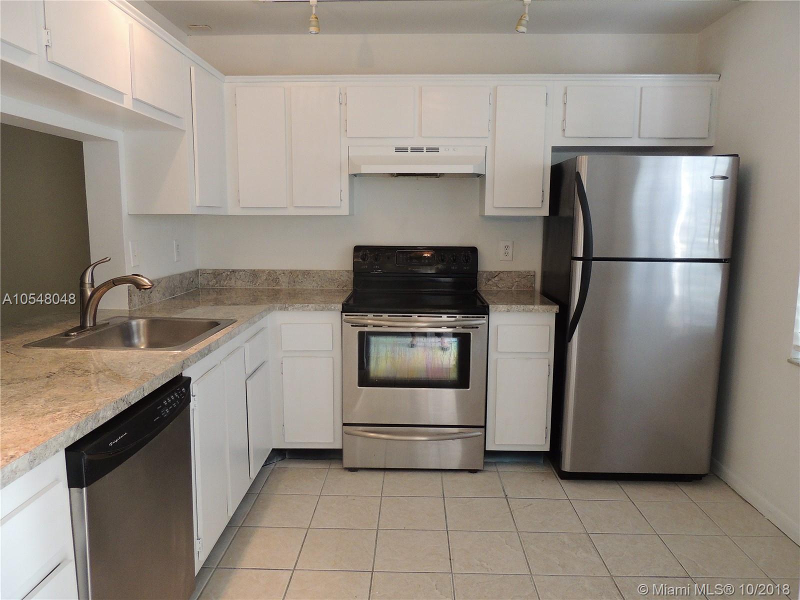 PEMBROKE POINTE SEC TWO - Residential Lease