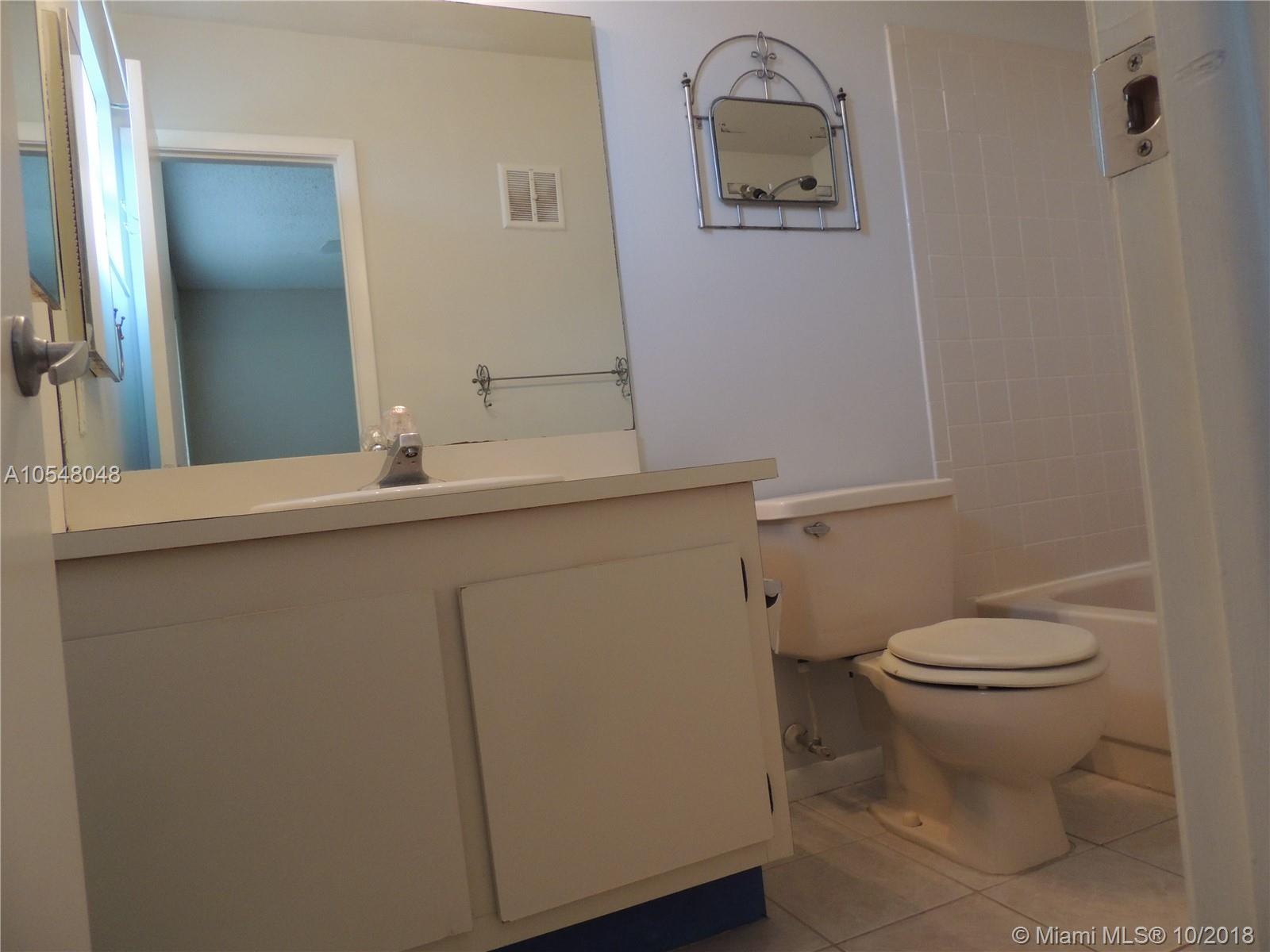 PEMBROKE POINTE SEC TWO - Residential Lease