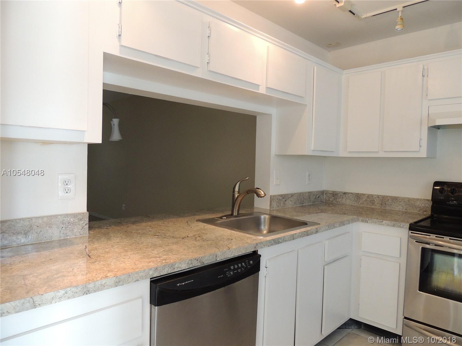 PEMBROKE POINTE SEC TWO - Residential Lease