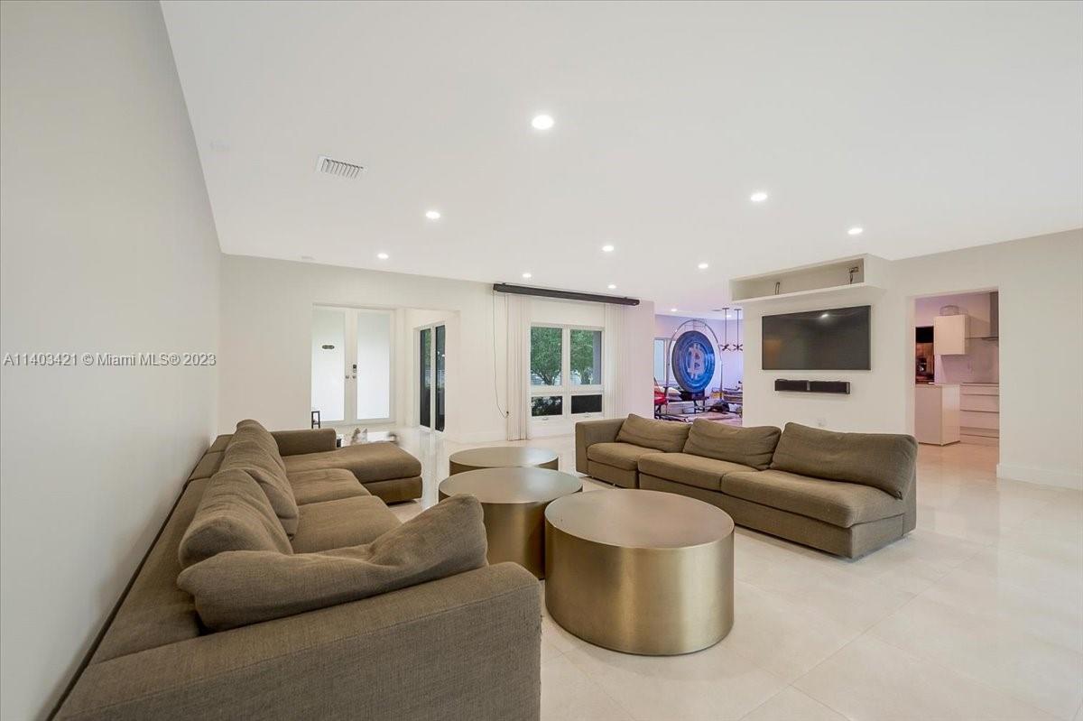 SEXTON TRACT - Residential