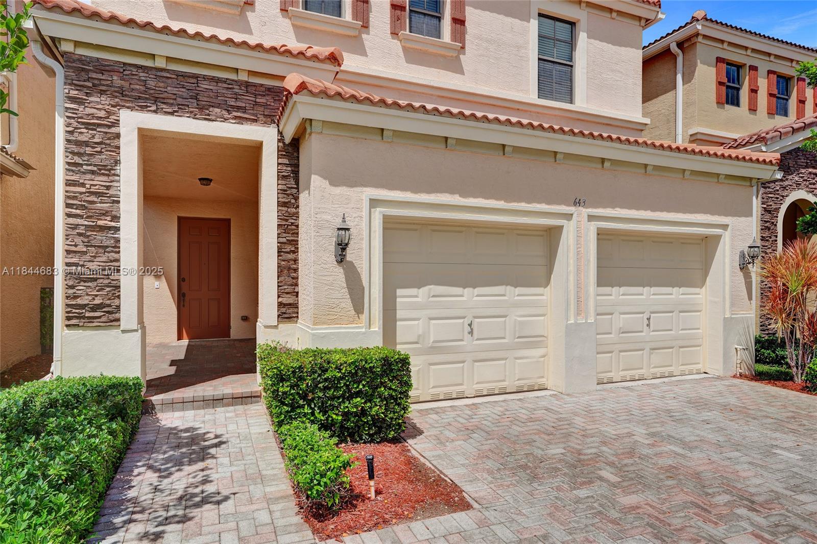 643 NE 191st Ter