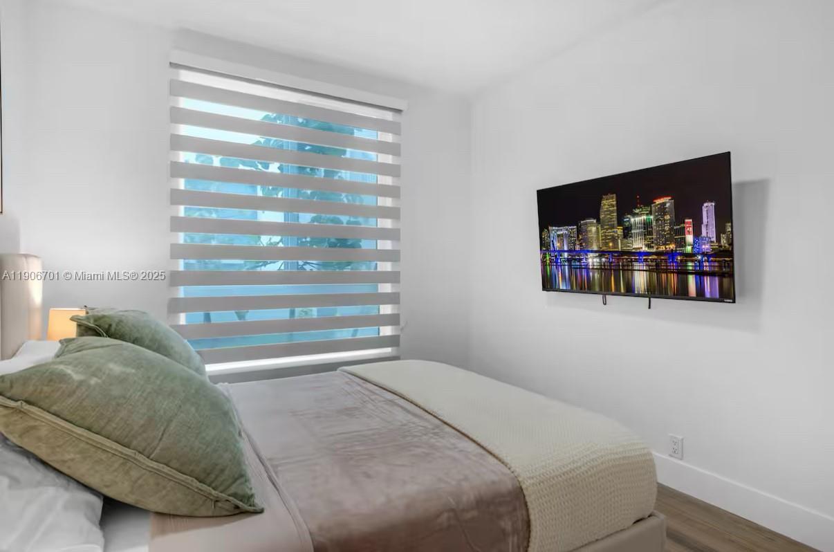 LAWRENCE ESTATE LAND CO - Residential Lease