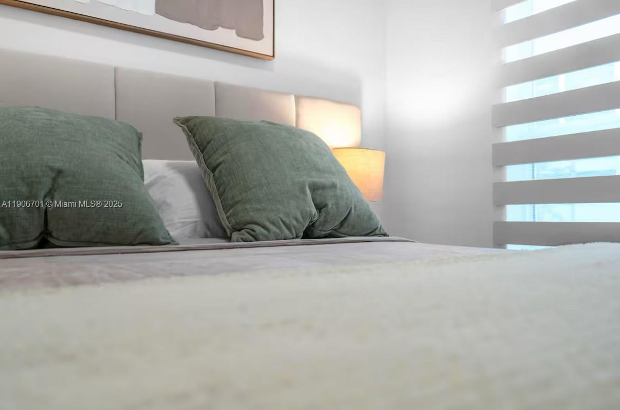 LAWRENCE ESTATE LAND CO - Residential Lease