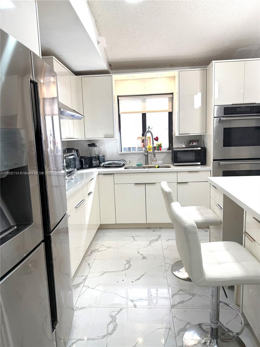 MENES SUB - Residential