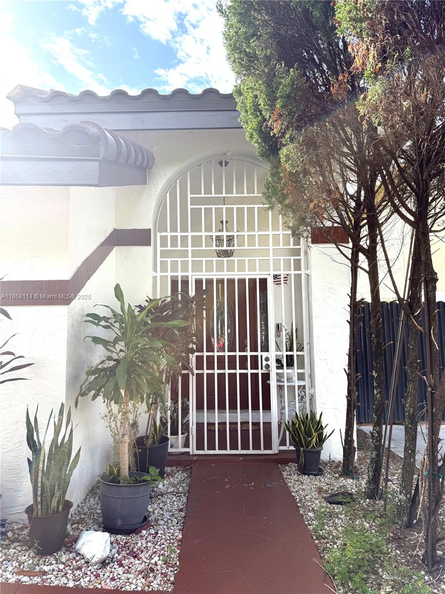 MENES SUB - Residential