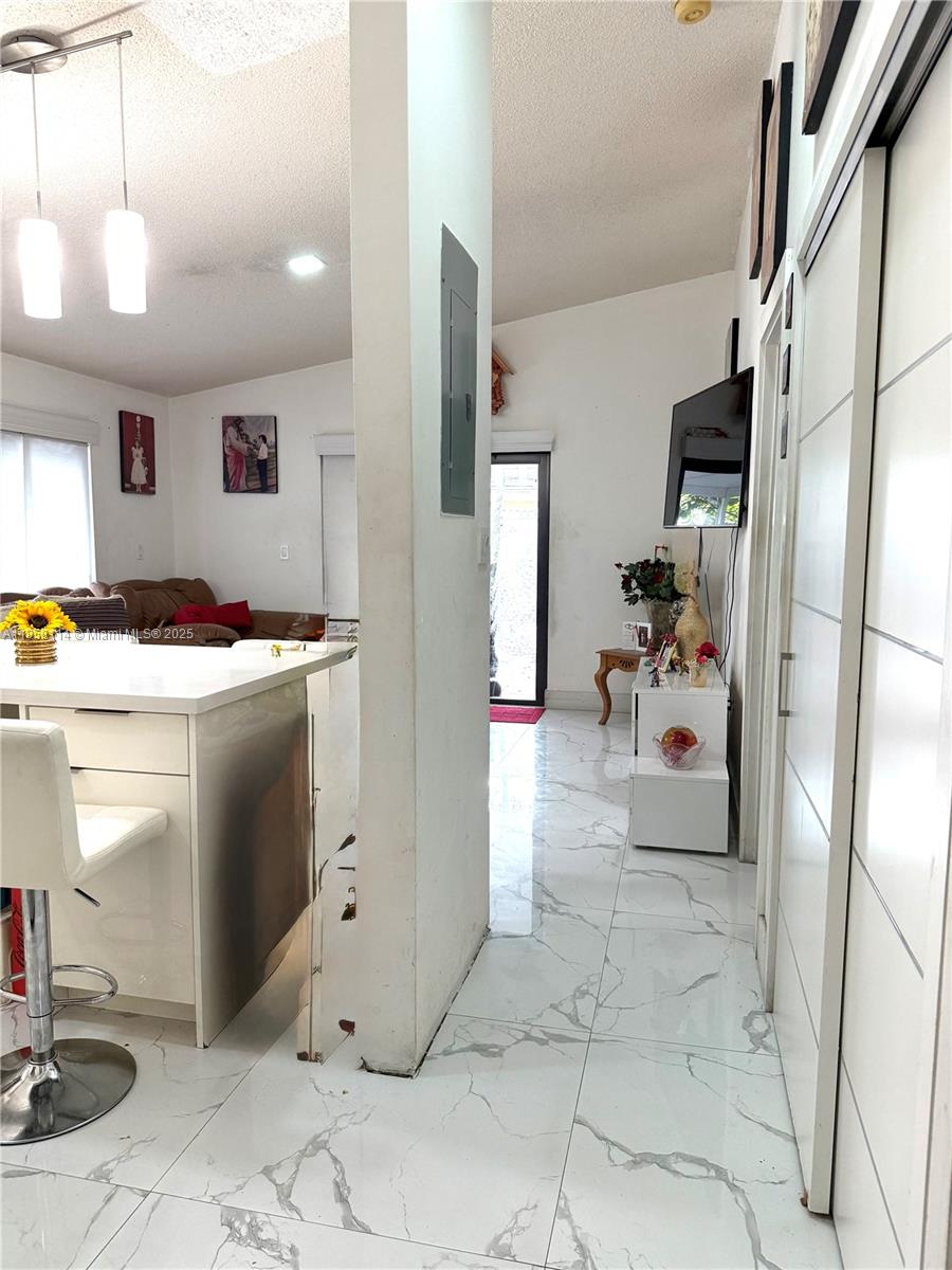 MENES SUB - Residential