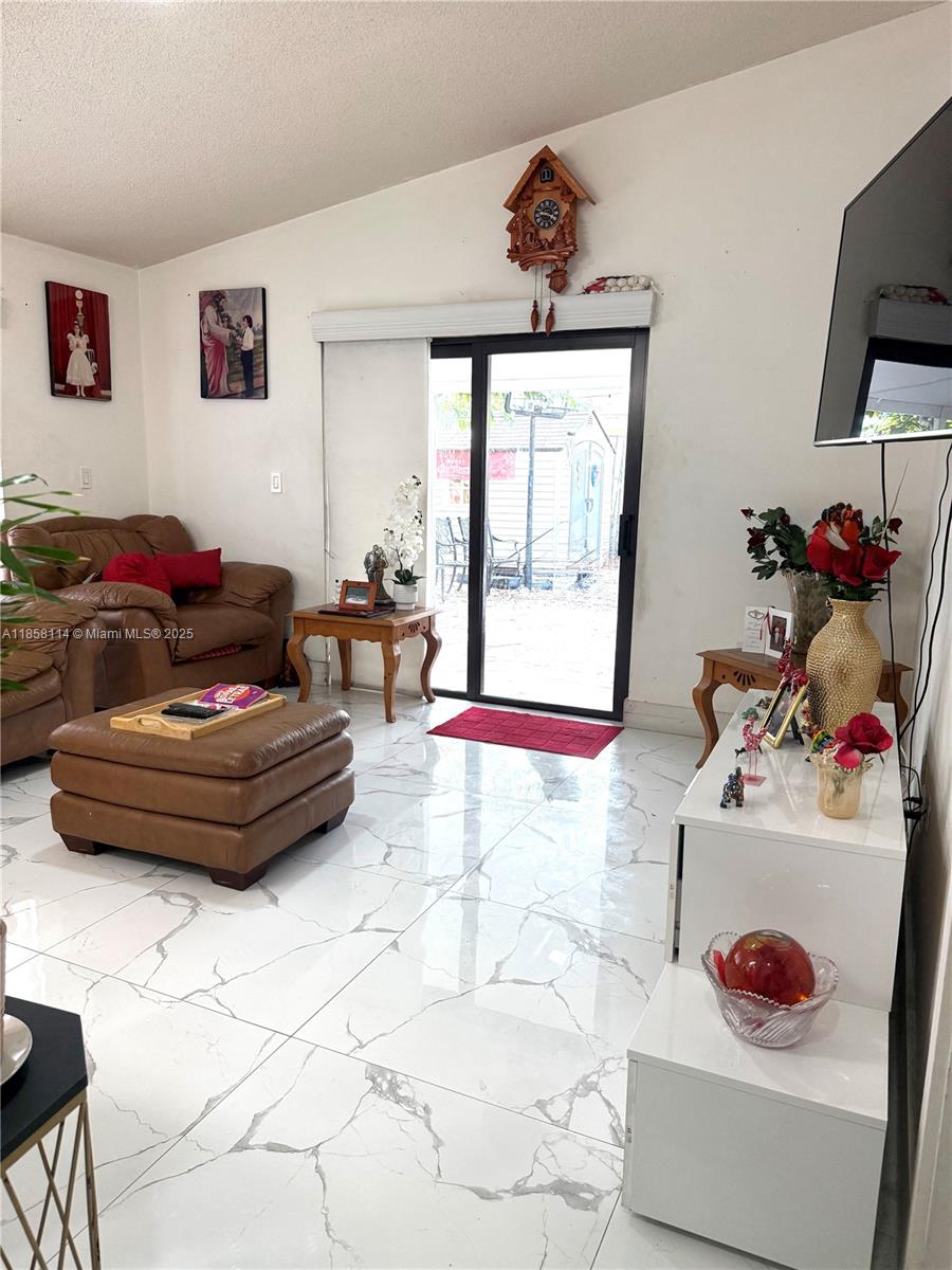 MENES SUB - Residential