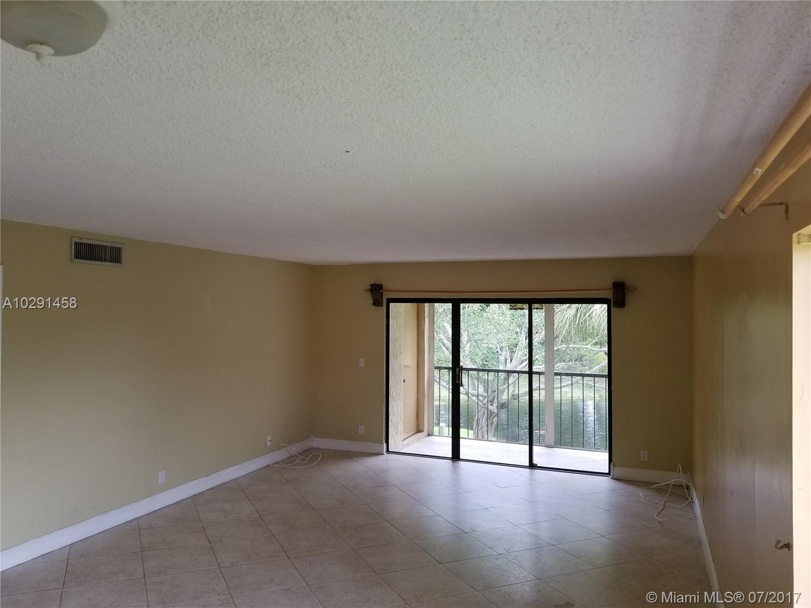 RACQUET CLUB AT BONAVENTU - Residential Lease