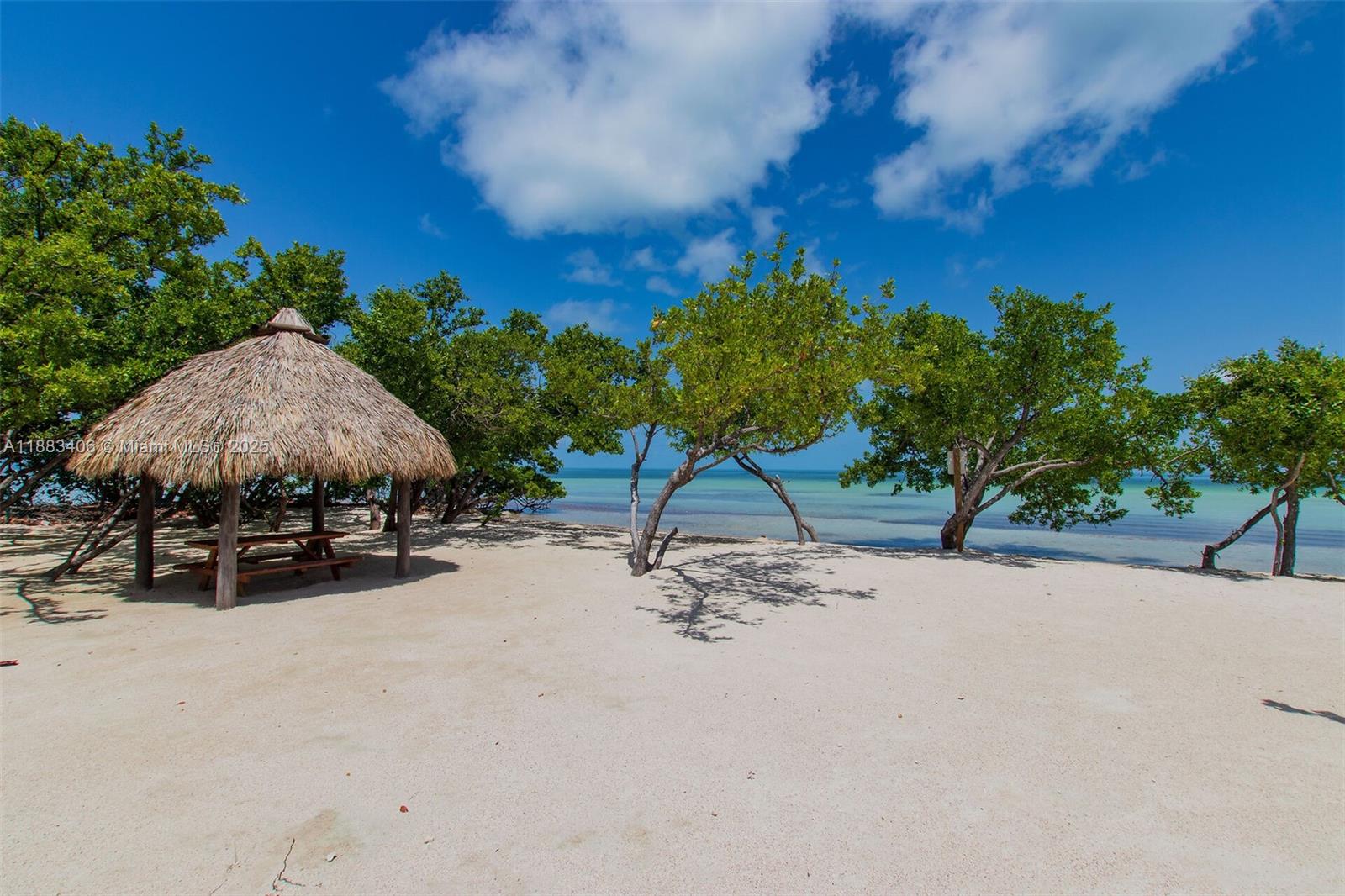 PORT ANTIGUA PLAT NO 3 & - Residential