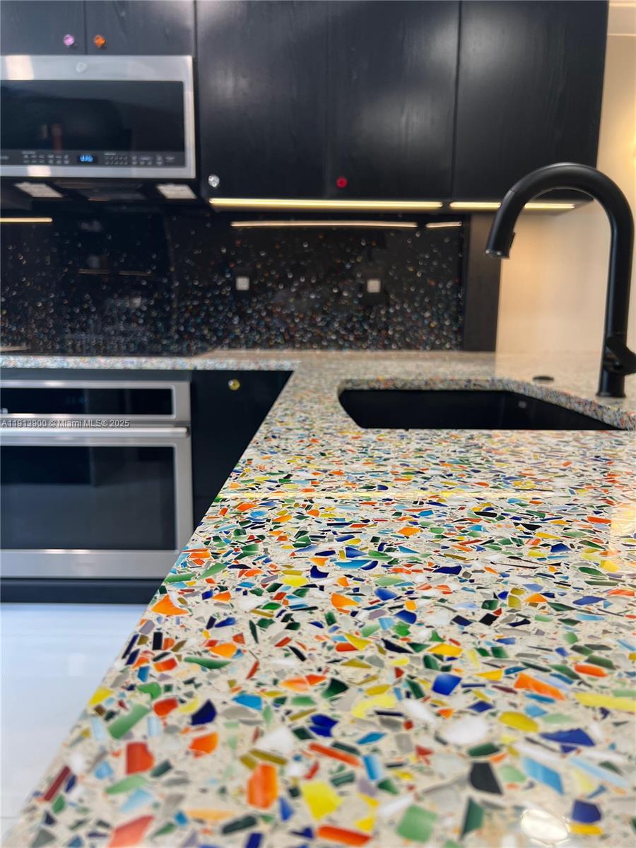 BEACH CLUB VILLAS CONDO - Residential Lease