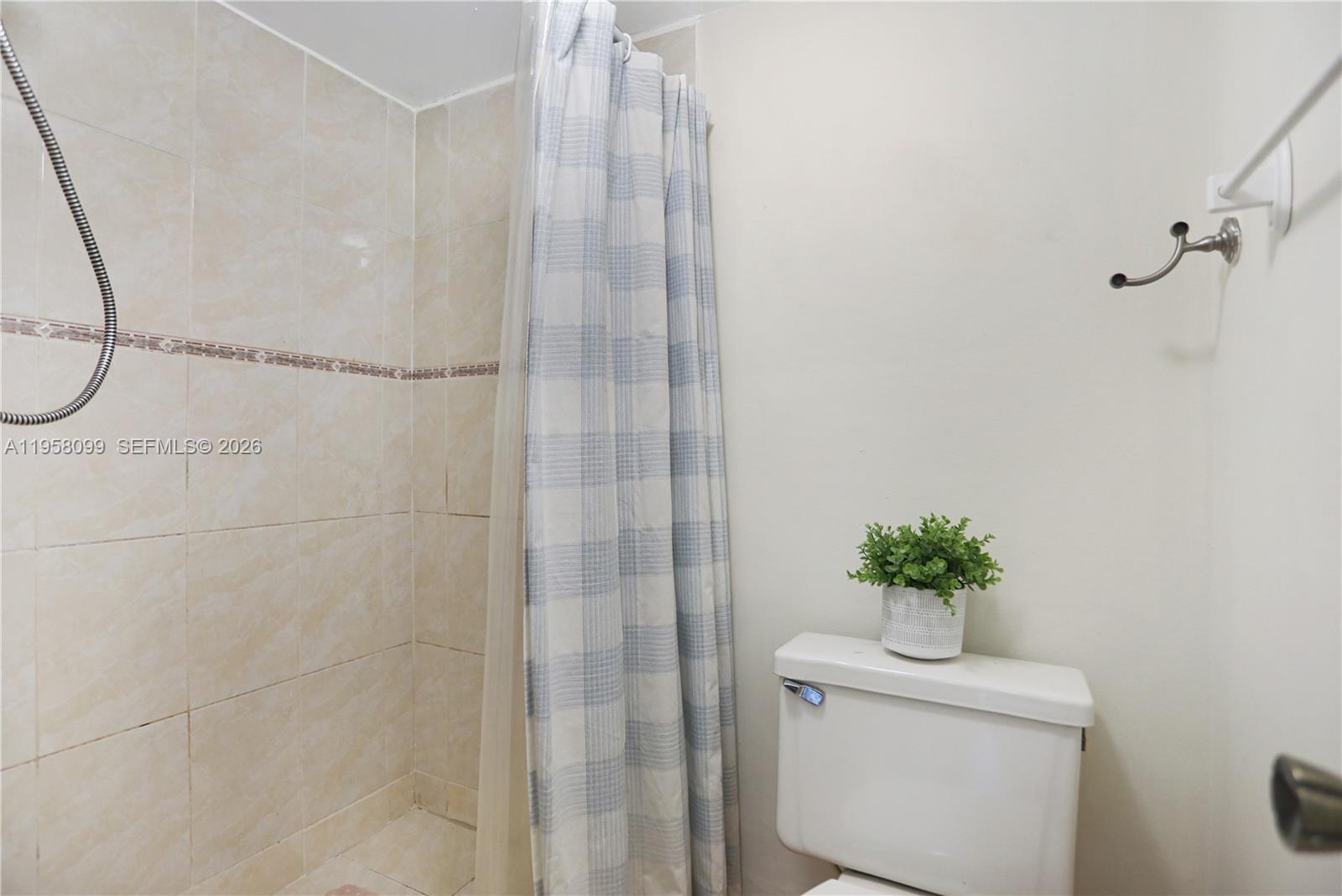 PLANTATION PLACE CONDO - Residential