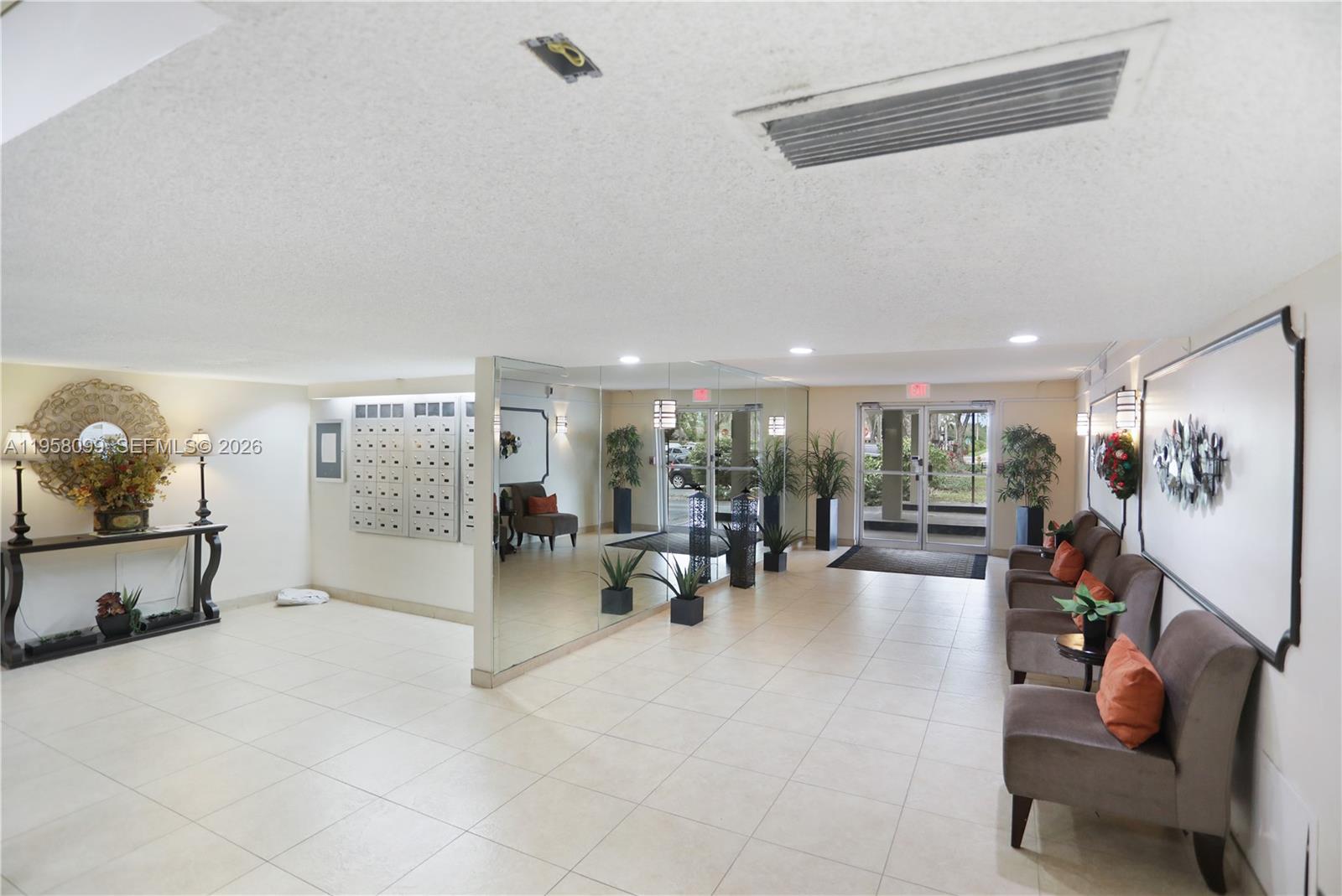 PLANTATION PLACE CONDO - Residential