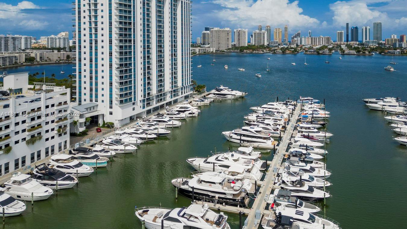 17301 Biscayne Blvd 2305