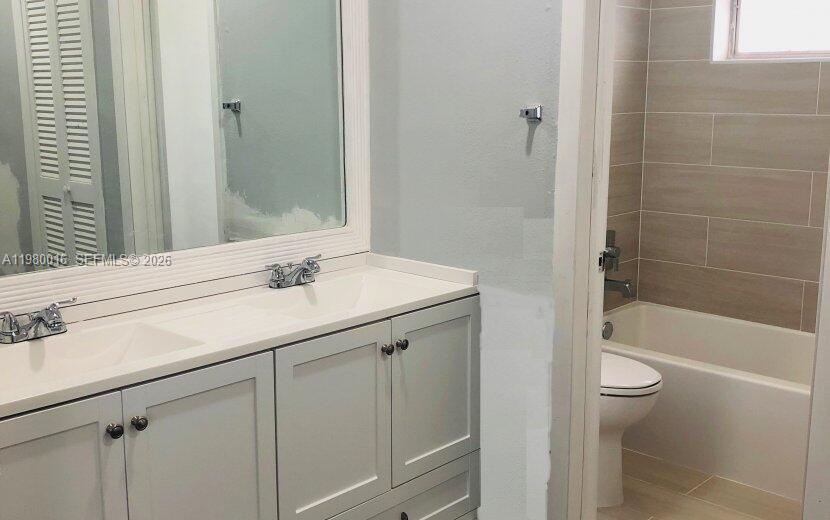 CORAL GABLES RIVIERA SEC - Residential Lease