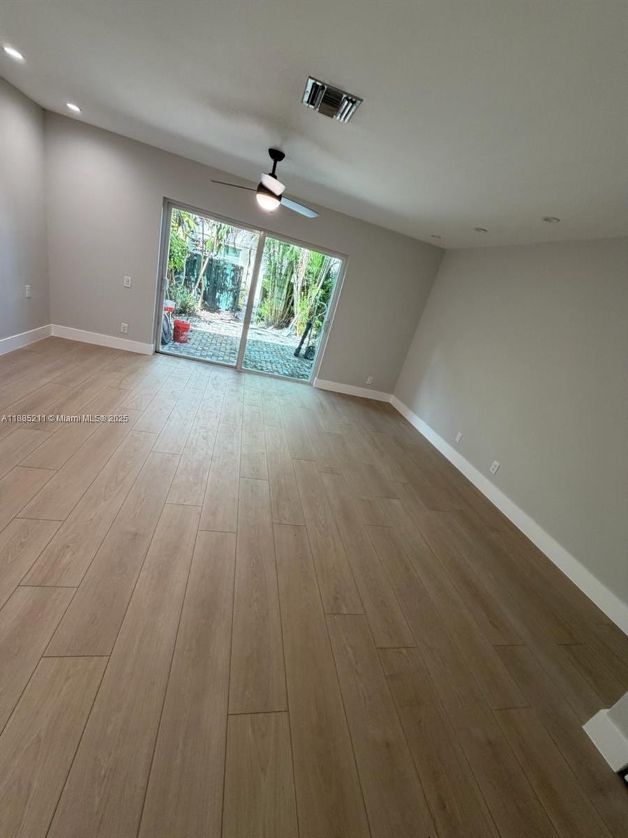 LAUDERDALE CITY CENTER - Residential Lease