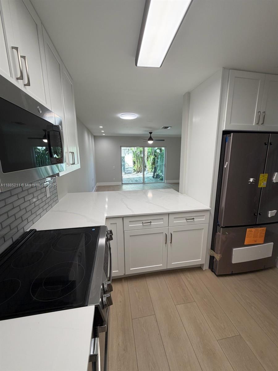 LAUDERDALE CITY CENTER - Residential Lease