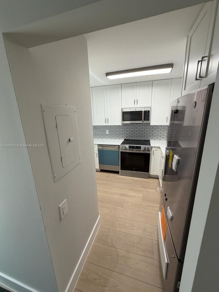LAUDERDALE CITY CENTER - Residential Lease
