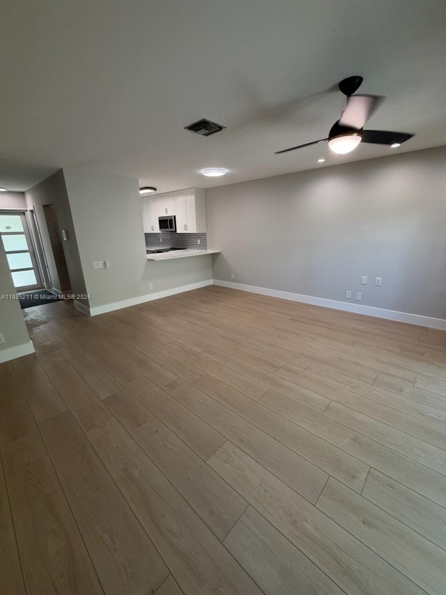 LAUDERDALE CITY CENTER - Residential Lease