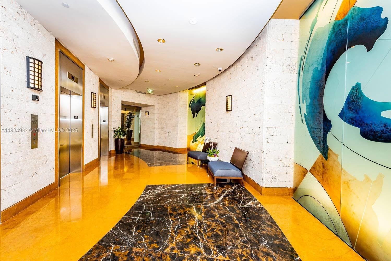 COURTS BRICKELL KEY CONDO - Residential