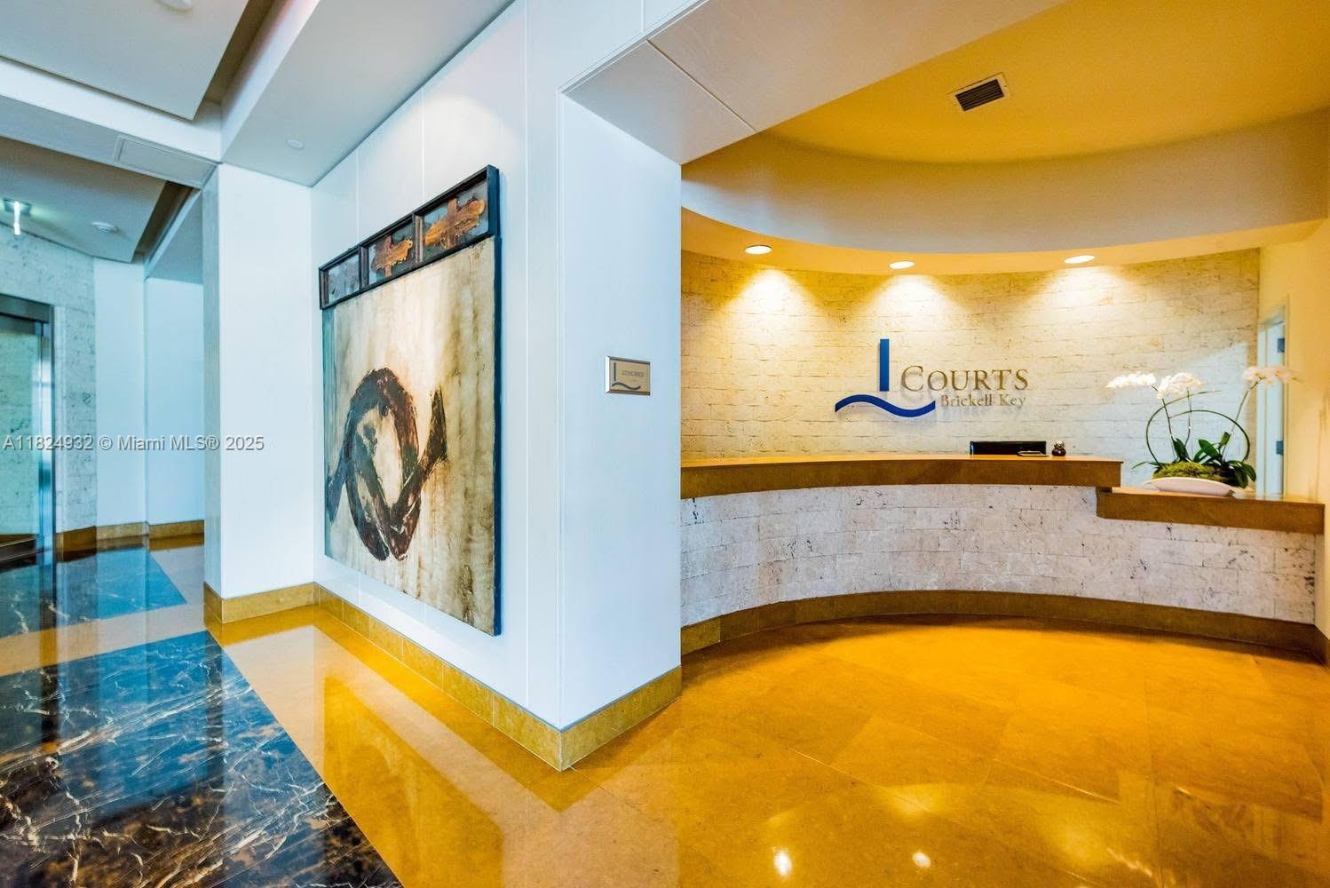 COURTS BRICKELL KEY CONDO - Residential