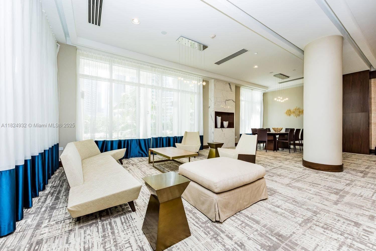 COURTS BRICKELL KEY CONDO - Residential