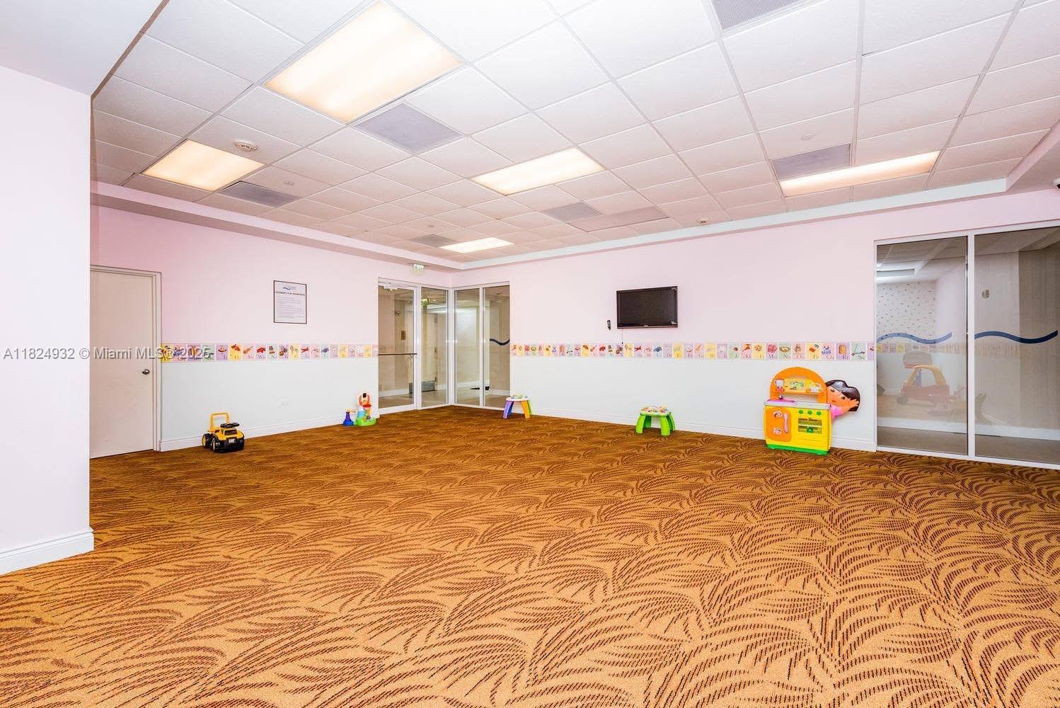 COURTS BRICKELL KEY CONDO - Residential