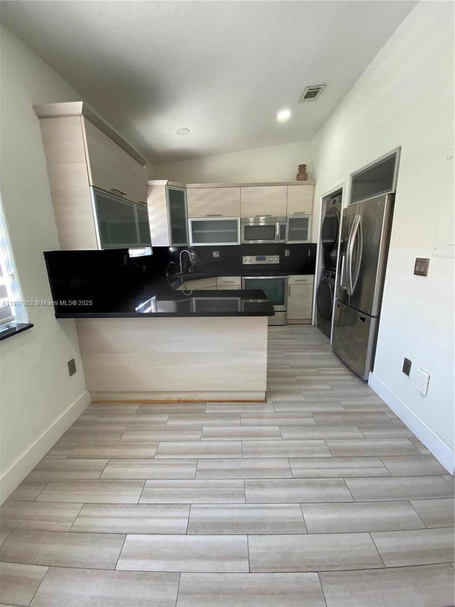 TROPICAL COURT VILLAS NO - Residential Lease