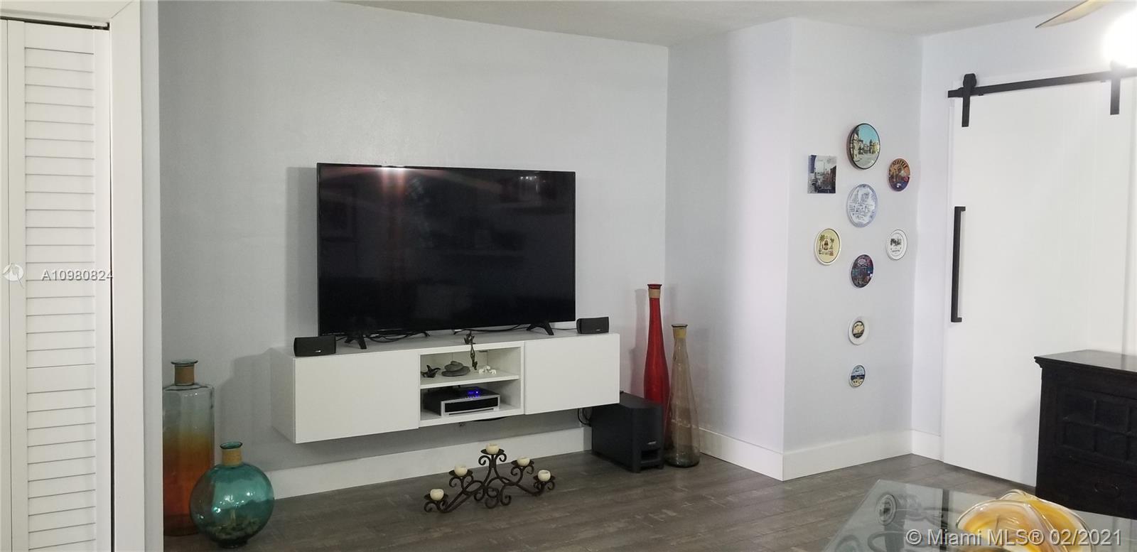 LAKE ORLEANS EAST 1ST SEC - Residential