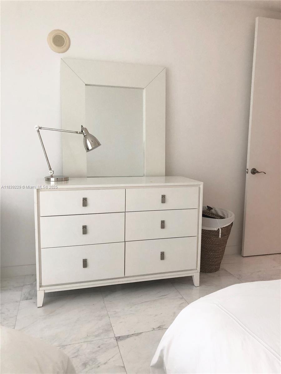 TDR TOWER III CONDO - Residential Lease