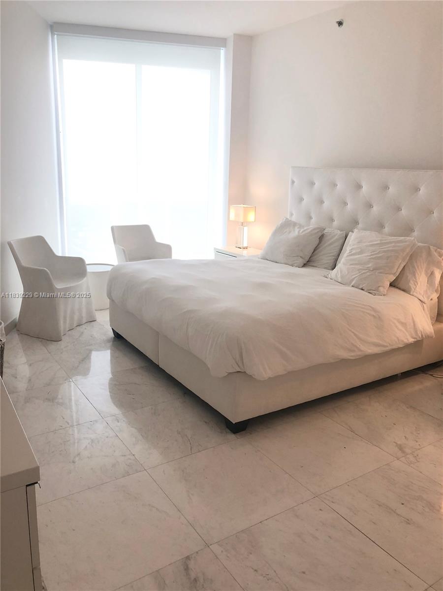 TDR TOWER III CONDO - Residential Lease