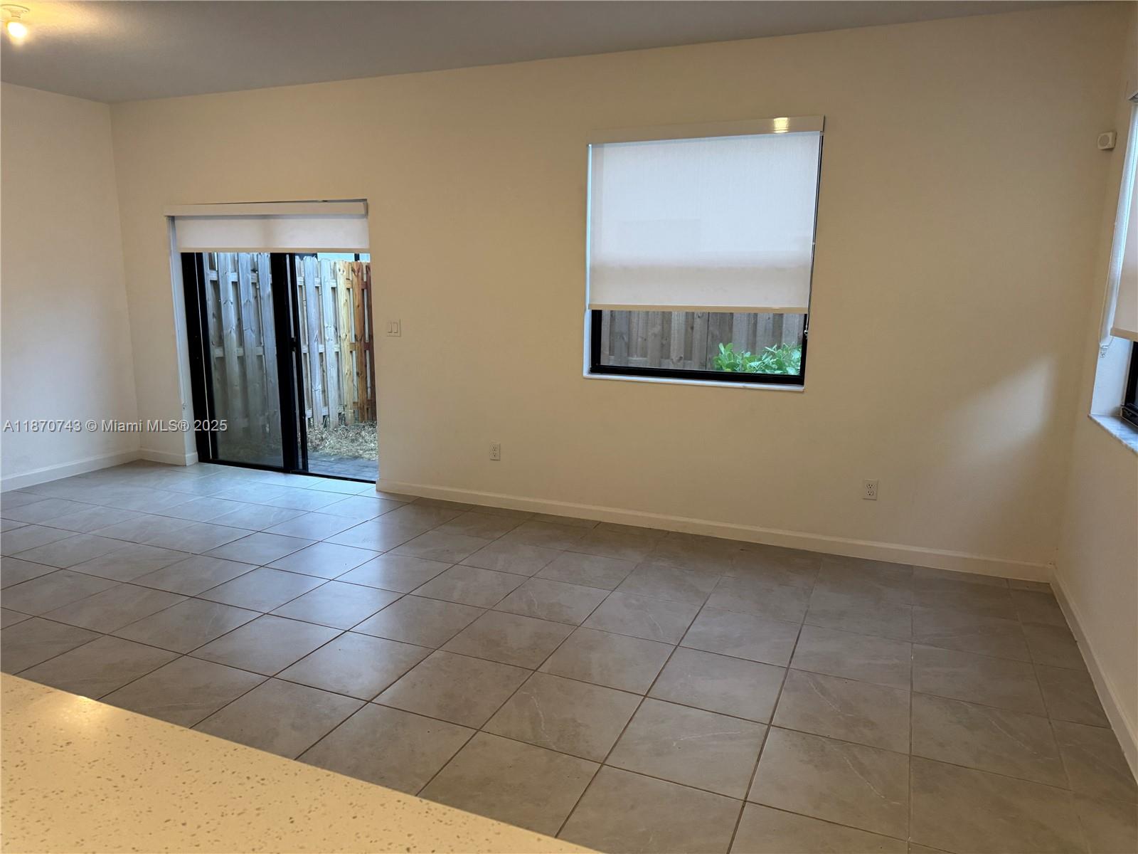 SUNSET PINES - Residential Lease