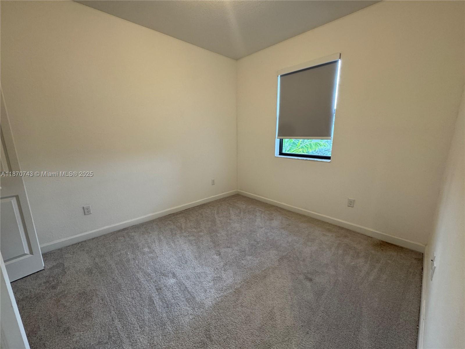SUNSET PINES - Residential Lease
