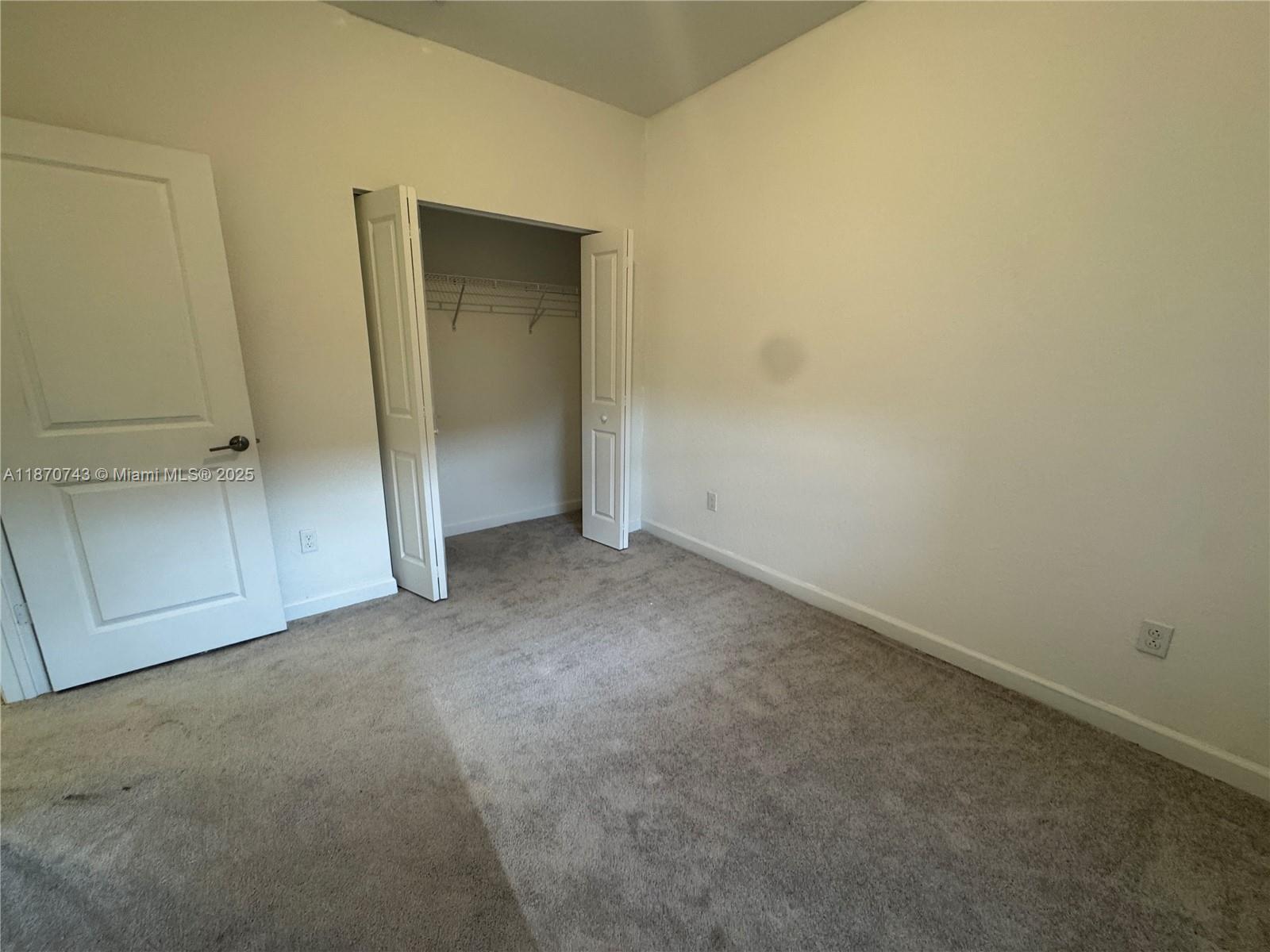 SUNSET PINES - Residential Lease