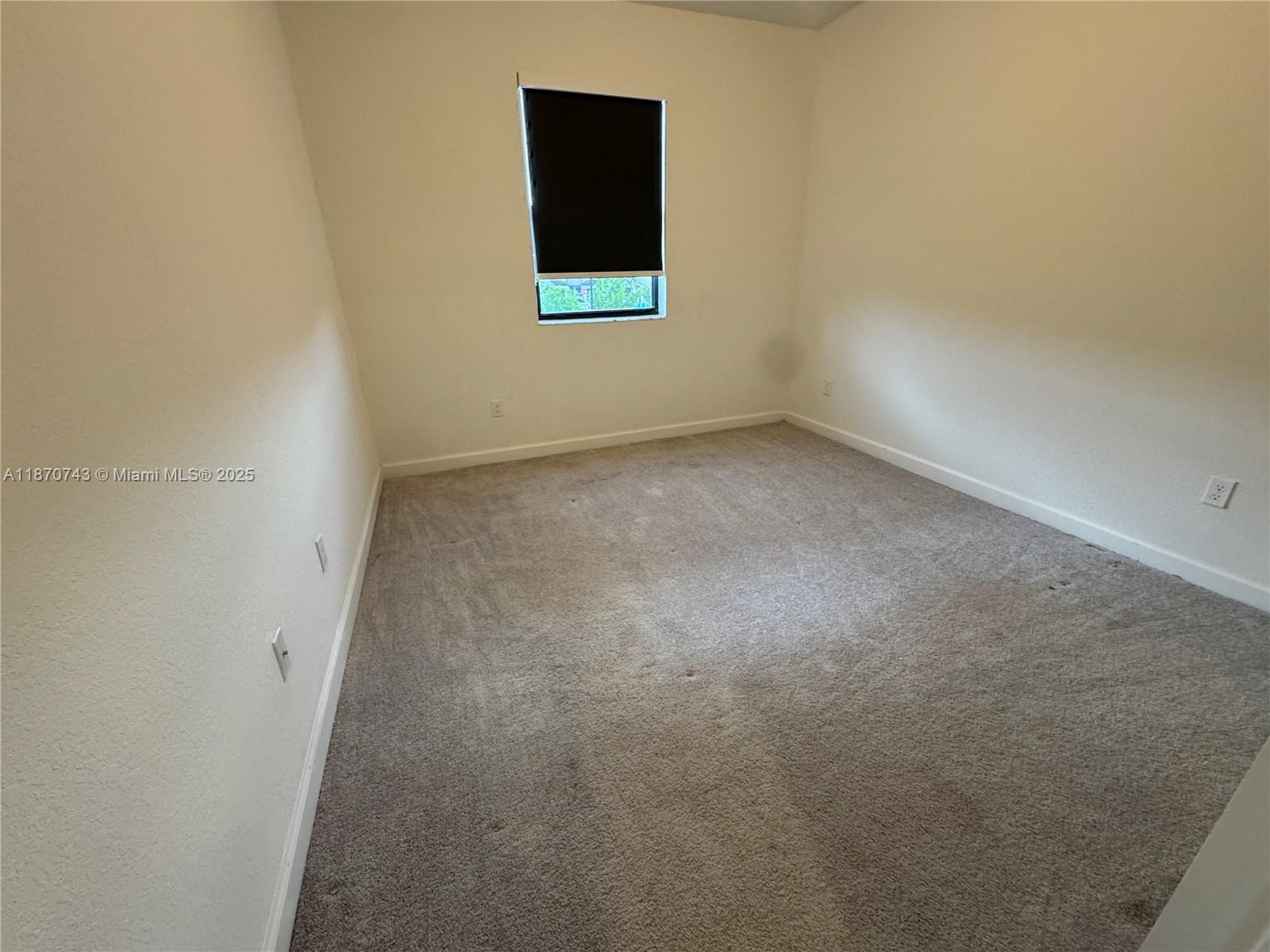 SUNSET PINES - Residential Lease