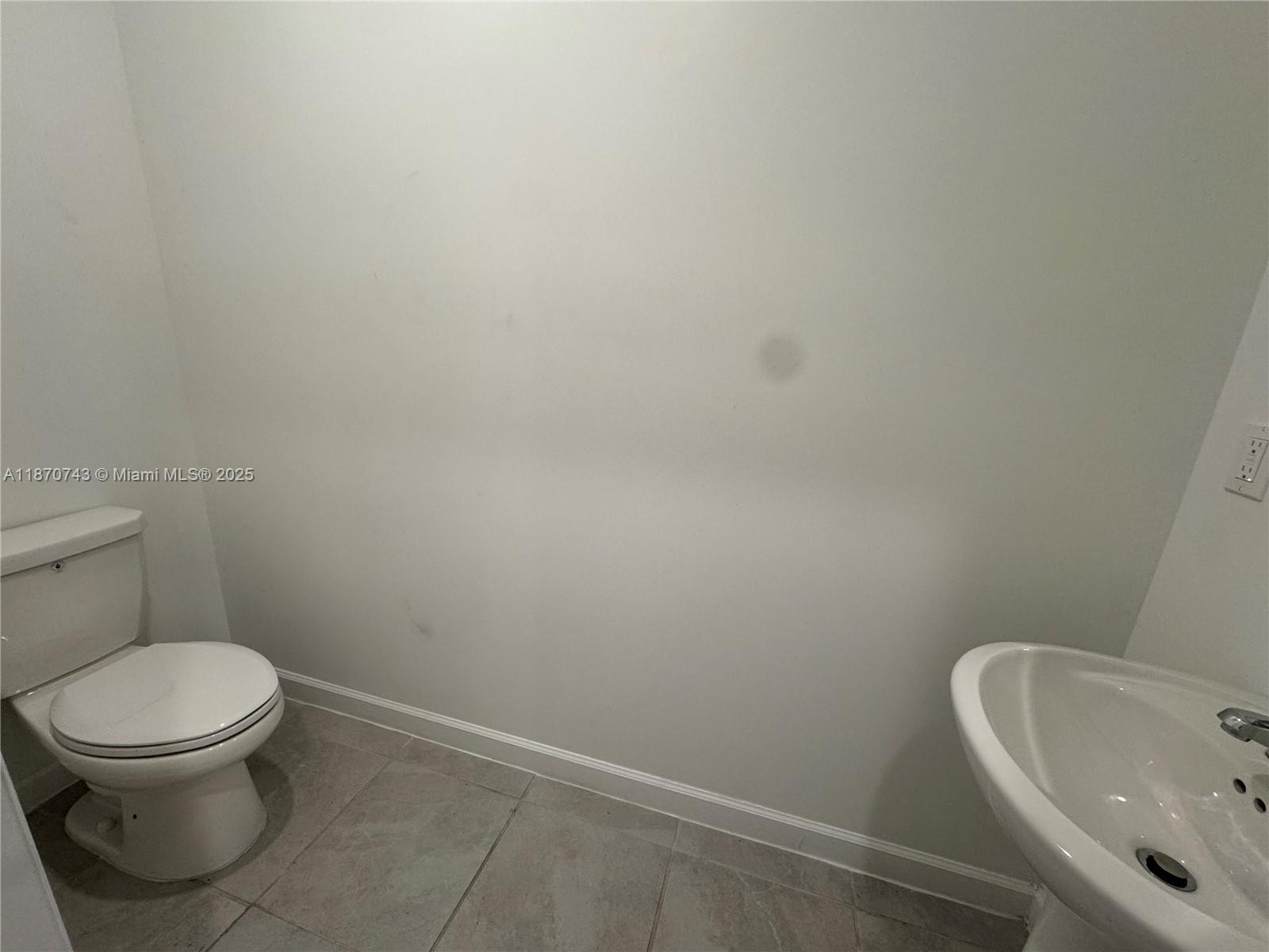 SUNSET PINES - Residential Lease