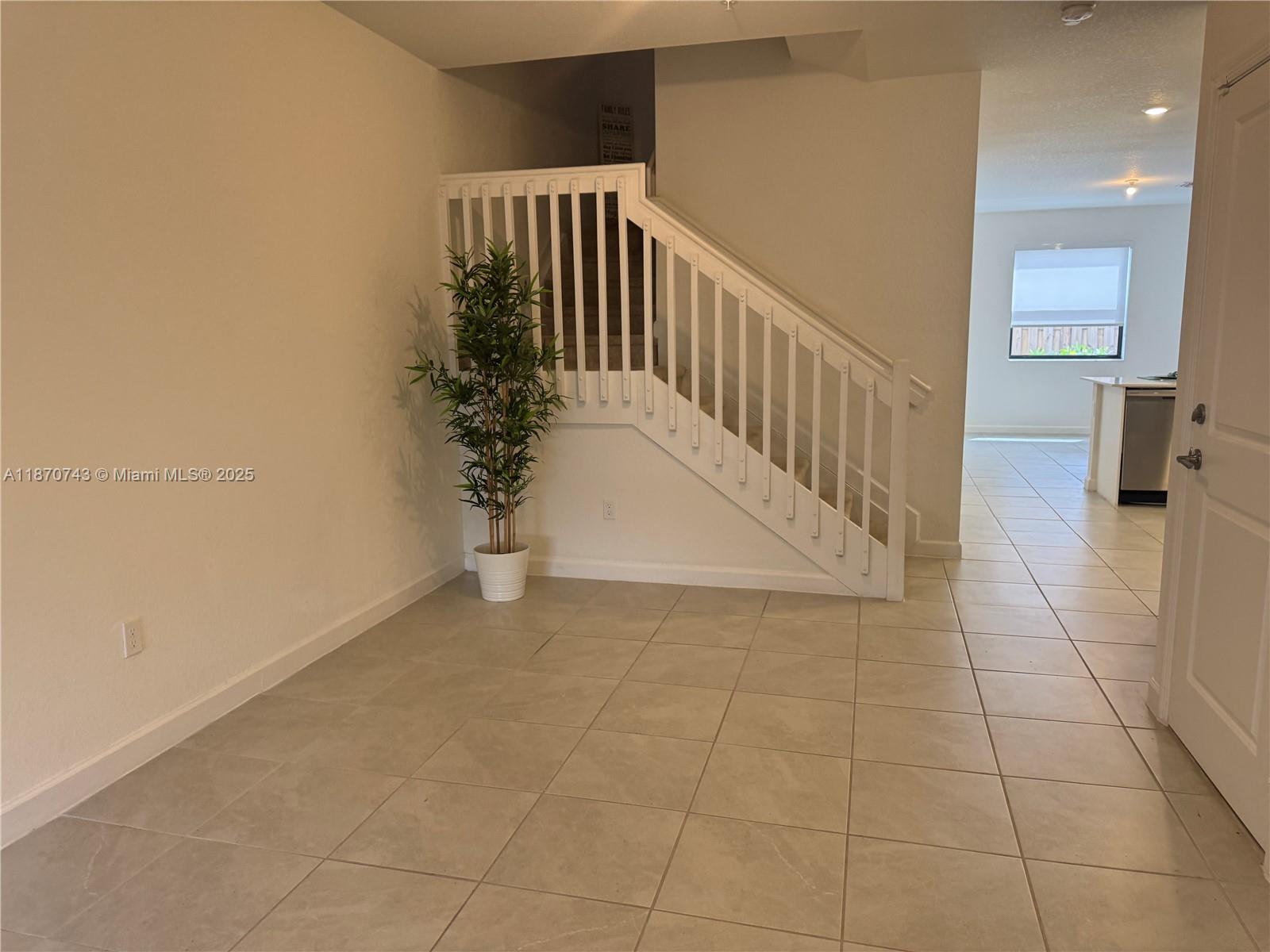SUNSET PINES - Residential Lease